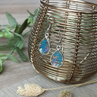 Oorbel druppel bloemetjes blauw/paars